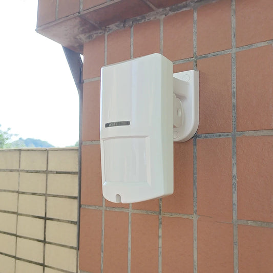 DC12V-24V Outdoor Wired MW PIR Motion Sensor IP65 Protection, Anti-tamper Switch, Pet Immune 20KG, NO NC Alarm Output, Anti-mask